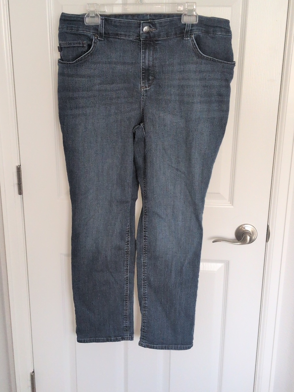 Lee Relaxed Fit Mid Rise Straight Leg Jeans - 16W